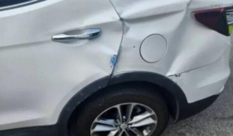 
								HYUNDAI SANTA FE full									