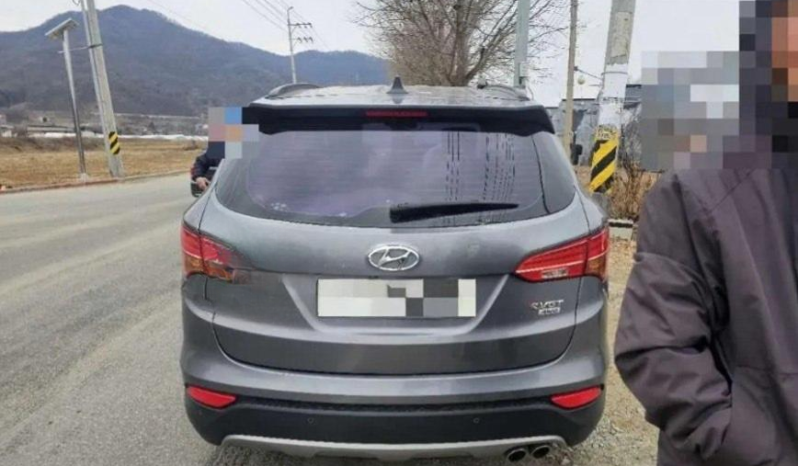 
								HYUNDAI SANTA FE full									