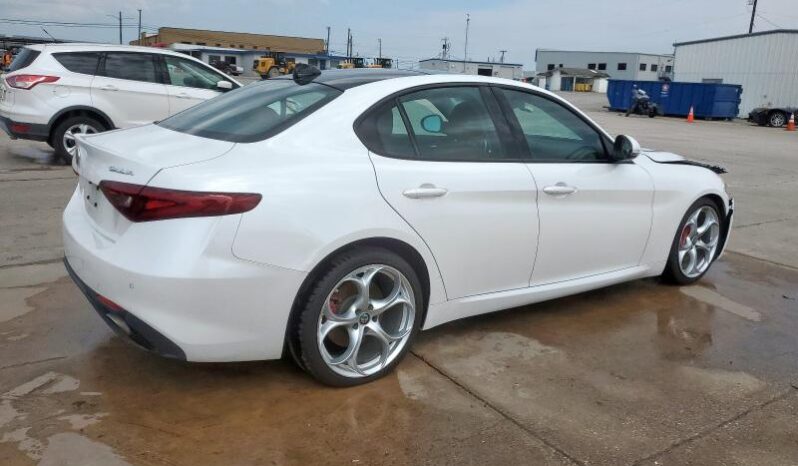 
								2018 Alfa romeo Giulia full									