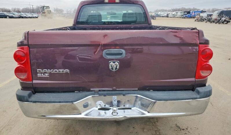 
								2005 Dodge Dakota full									