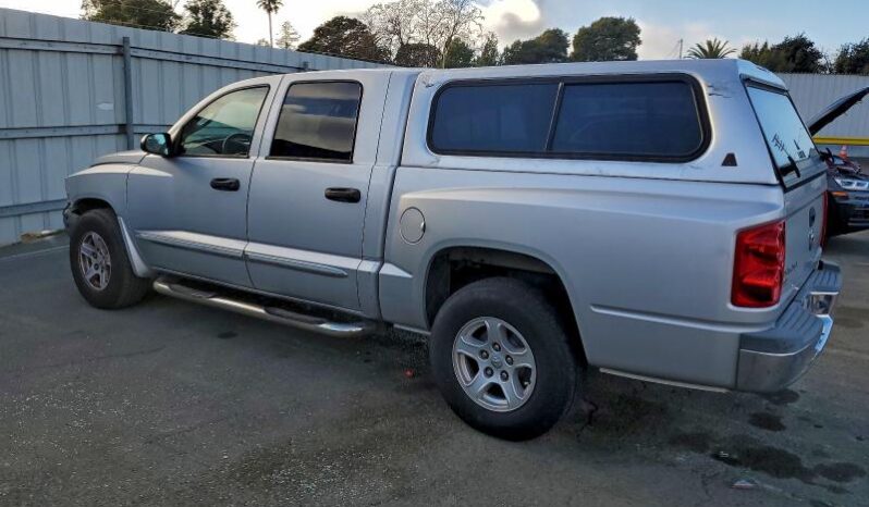 
								2005 Dodge Dakota full									