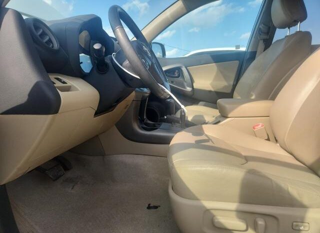 
								2012 Toyota Rav4 full									