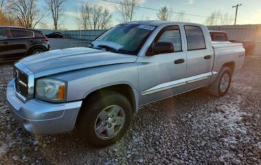 2005 Dodge Dakota