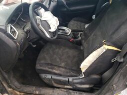 
										2015 Nissan Rogue s full									