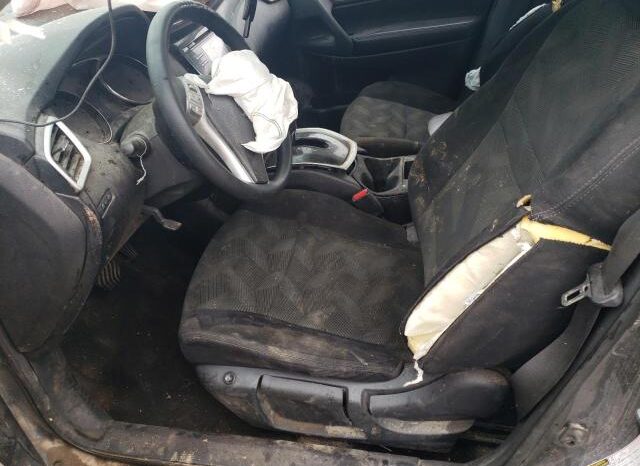 
								2015 Nissan Rogue s full									