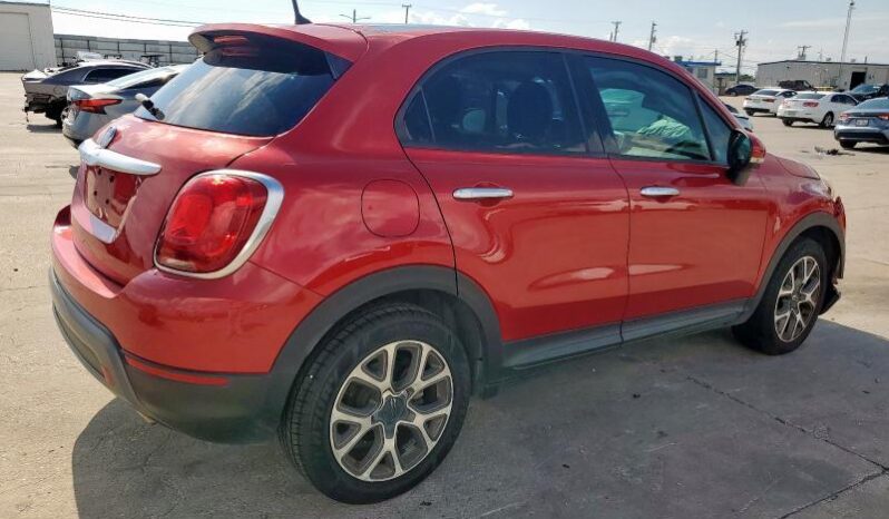 
								2016 Fiat 500 full									