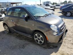 
										2016 Fiat 500 full									