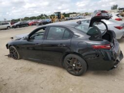 
										2021 Alfa romeo Giulia full									
