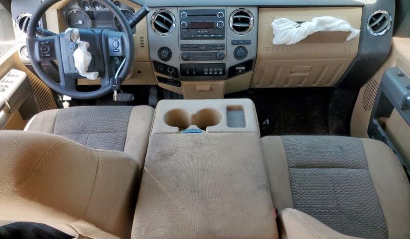 
								2016 Ford F250 super full									