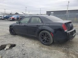 
										2019 Chrysler 300 s full									