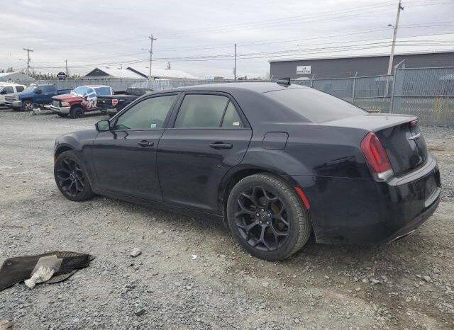 
								2019 Chrysler 300 s full									