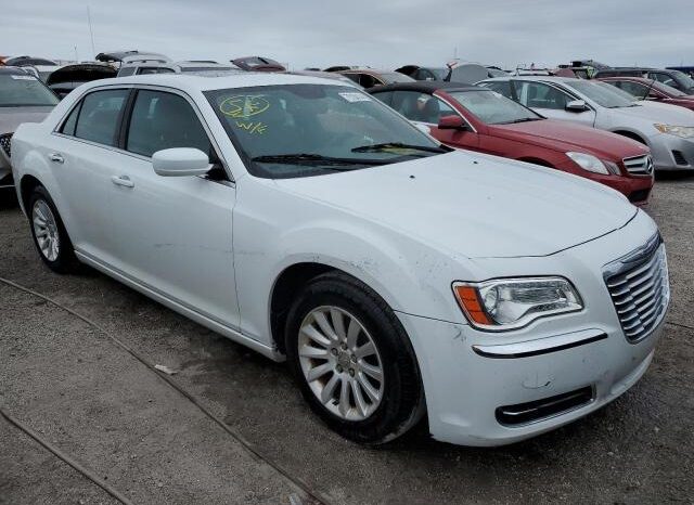 
								2014 Chrysler 300 full									