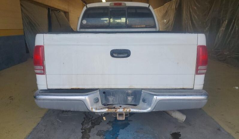 
								2004 Dodge Dakota full									