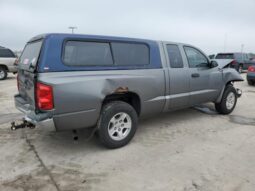 
										2016 Dodge Dakota full									