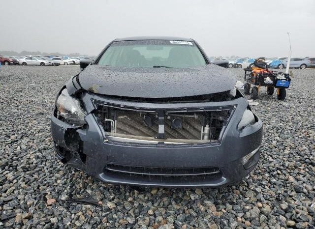 
								2013 Nissan Altima 2.5 full									