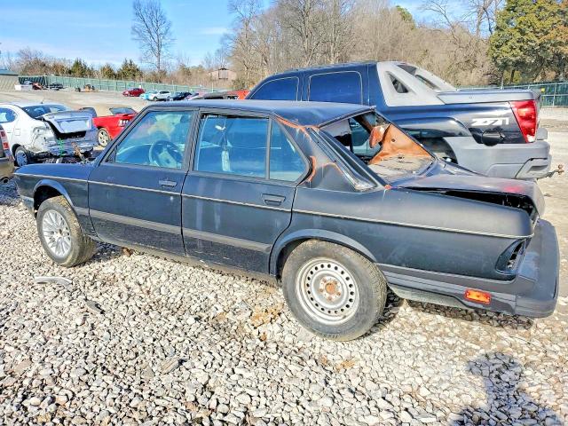 1988 BMW M5