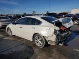 
										2015 Nissan Altima 2.5 full									