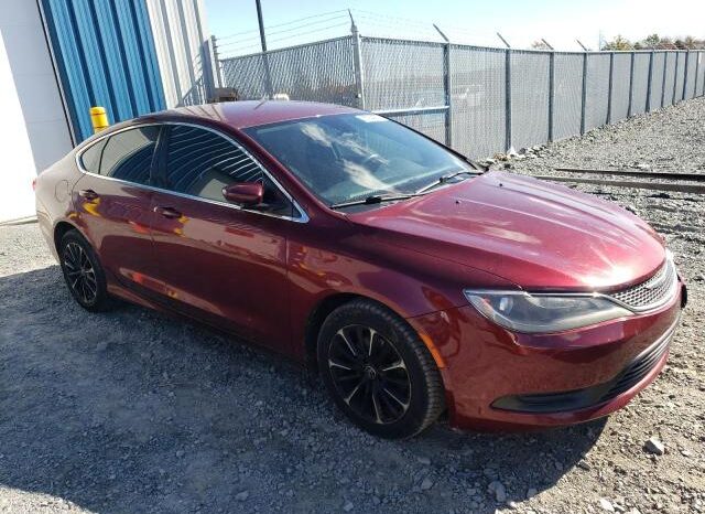 
								2015 Chrysler 200 lx full									
