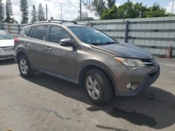 
										2013 Toyota Rav4 full									