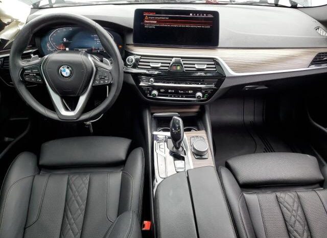
								2022 BMW 530 i full									