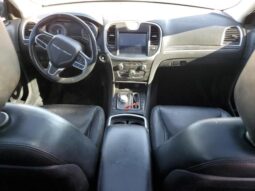 
										2018 Chrysler 300 full									