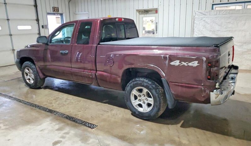 
								2005 Dodge Dakota full									