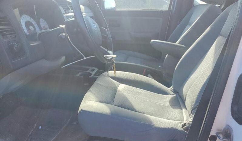 
								2008 Dodge Dakota full									