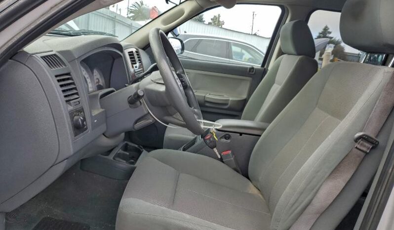 
								2005 Dodge Dakota full									