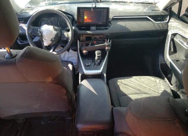 
								2020 Toyota Rav4 full									