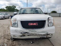 
										2013 Gmc Yukon full									
