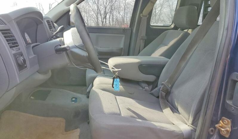 
								2006 Dodge Dakota full									