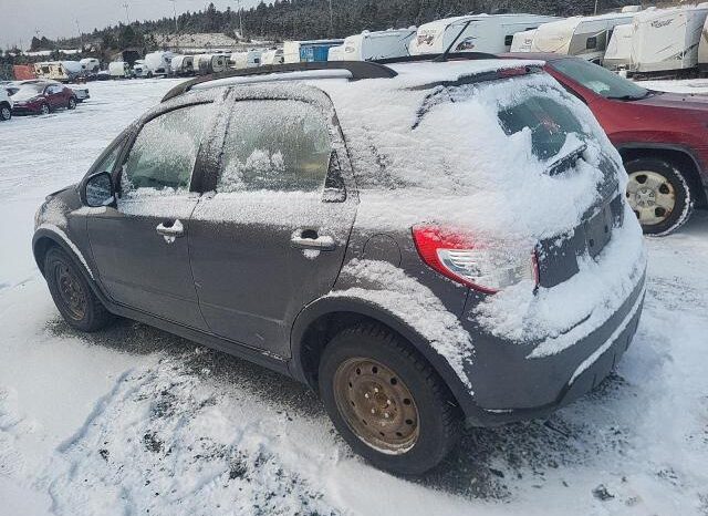 
								2013 Suzuki Sx4 full									