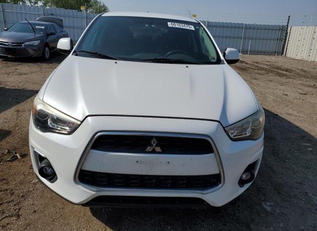 
								2013 Mitsubishi Outlander full									