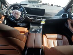 
										2024 BMW X7 full									