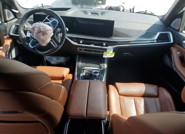 
								2024 BMW X7 full									