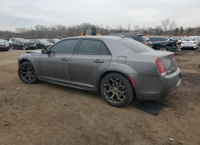 
								2016 Chrysler 300 full									