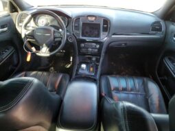 
										2019 Chrysler 300 full									