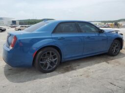 
										2022 Chrysler 300 full									