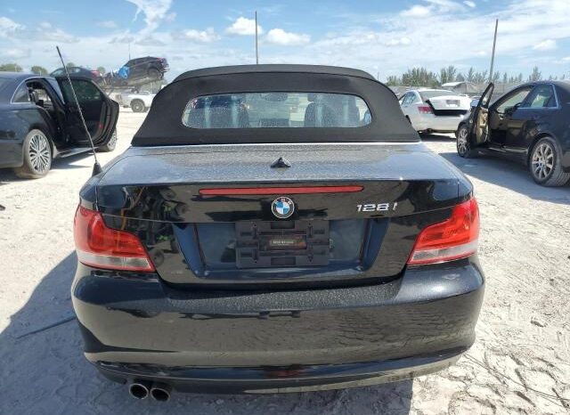 
								2013 BMW 1 series full									