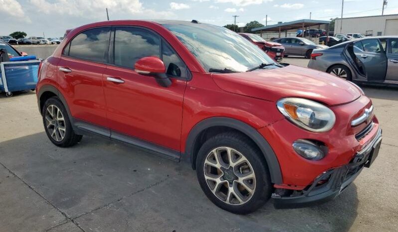 
								2016 Fiat 500 full									