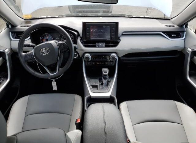 
								2020 Toyota Rav4 full									