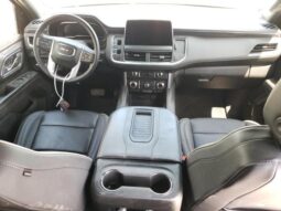 
										2023 Gmc Yukon full									