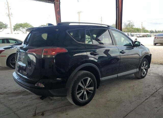 
								2018 Toyota Rav4 full									