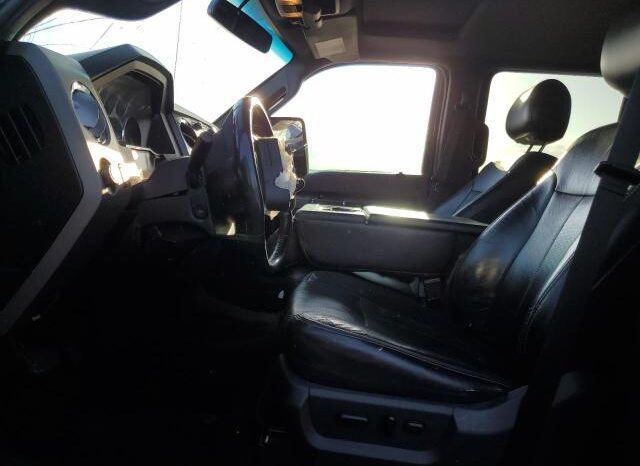 
								2012 Ford F250 super full									