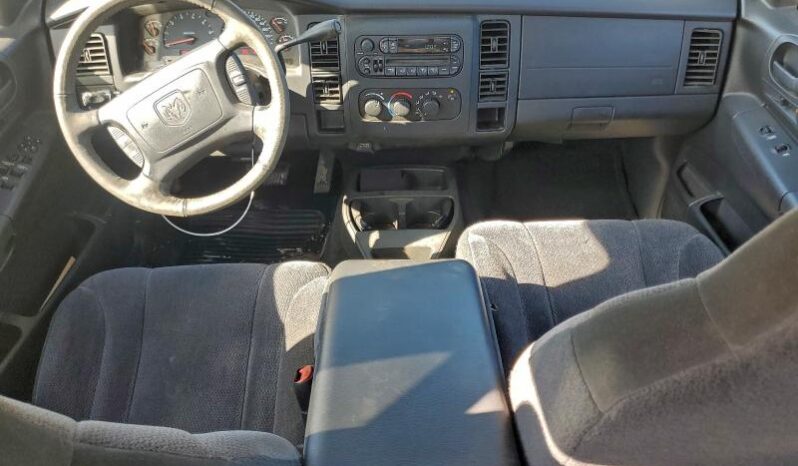 
								2004 Dodge Dakota full									