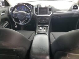 
										2019 Chrysler 300 tourin full									