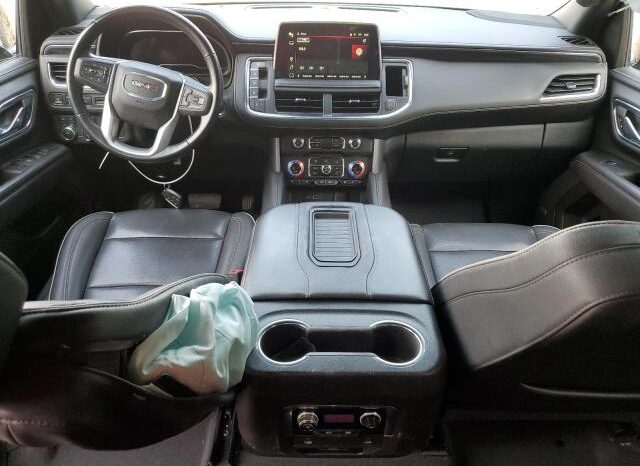 
								2023 Gmc Yukon full									