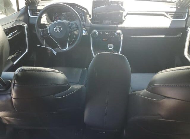 
								2021 Toyota Rav4 full									