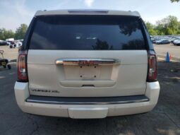 
										2015 Gmc Yukon full									
