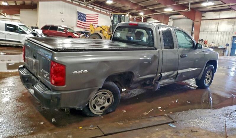 
								2011 Dodge Dakota full									